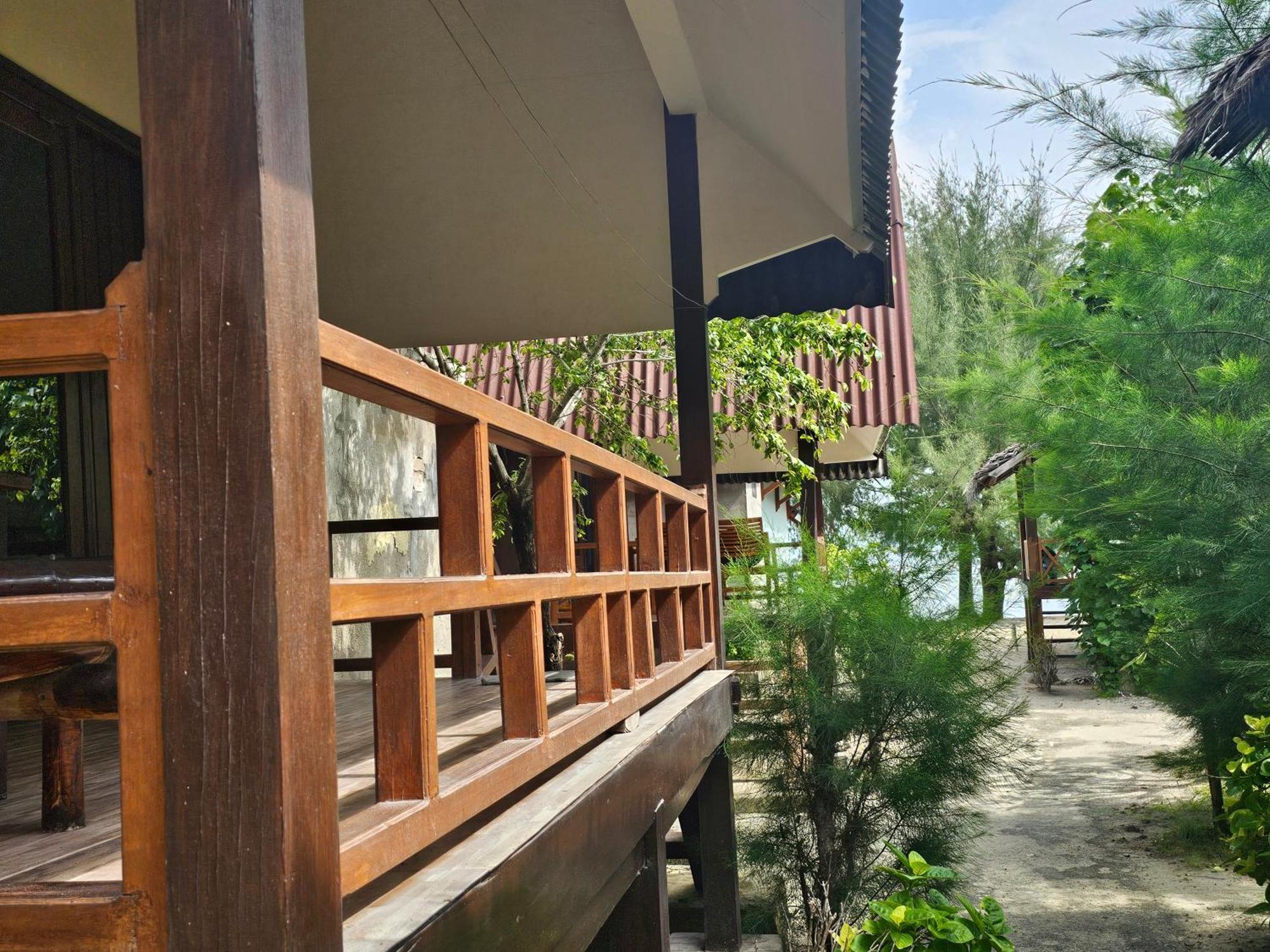 Bluecoral Bungalows Гілі-Мено Екстер'єр фото